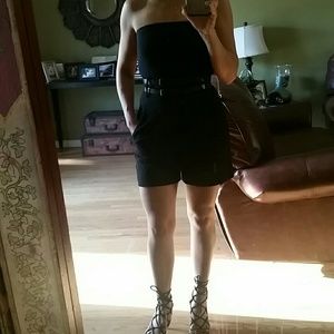 Theory shorts romper